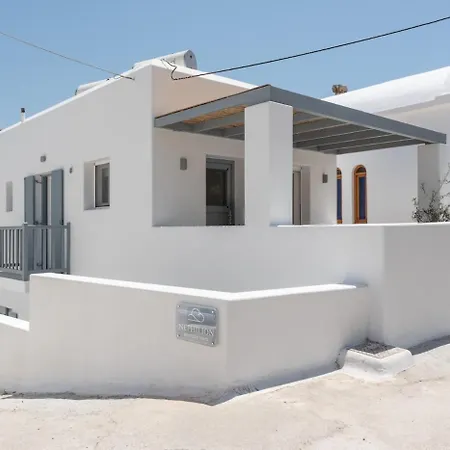 Nephilion Aura Parikia (Paros)