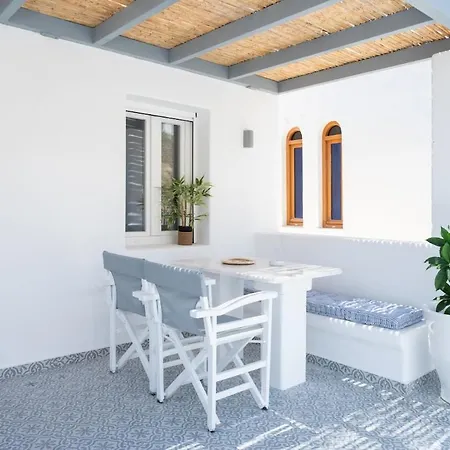 Holiday home Nephilion Aura