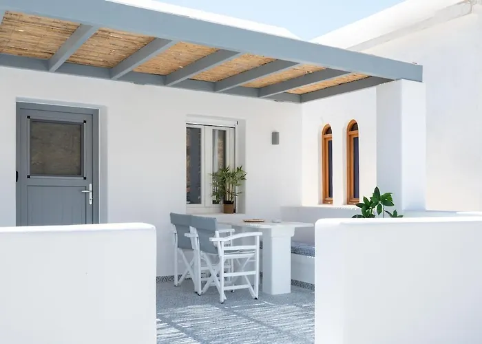 Nephilion Aura Feriehus Páros